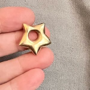 14k vintage puffy star ⭐️ pendant